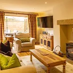 Staxton Coach House Dog Friendly With Garden