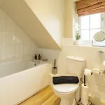 Staxton Coach House Dog Friendly With Garden * سكرابورو
