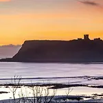 Staxton Coach House Dog Friendly With Garden Scarborough