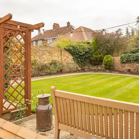 Staxton Coach House Dog Friendly With Garden * סקארבורו