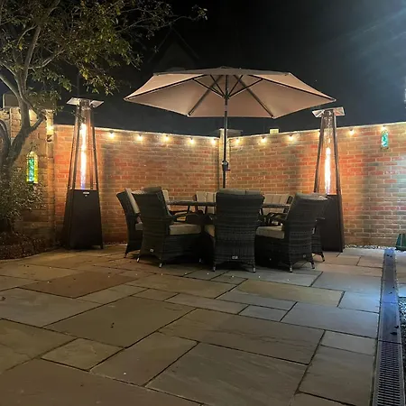 Staxton Coach House Dog Friendly With Garden *