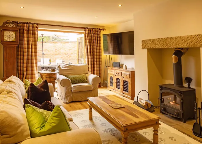 Staxton Coach House Dog Friendly With Garden