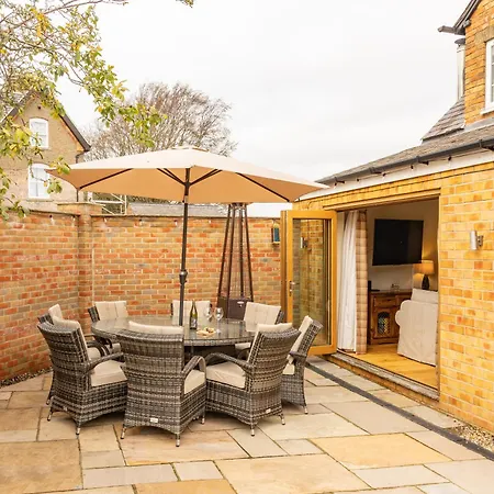 Staxton Coach House Dog Friendly With Garden